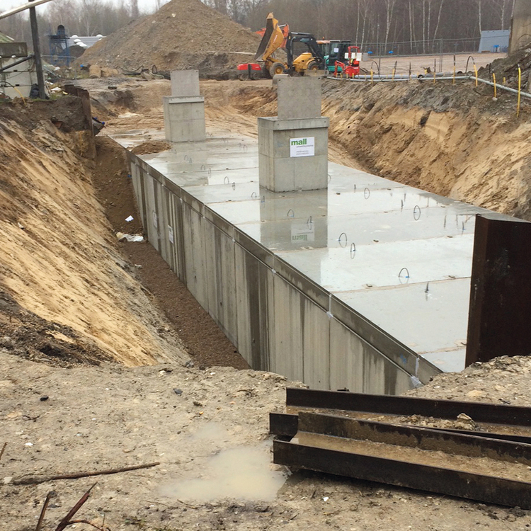 Mall Megatanke 900X900px4